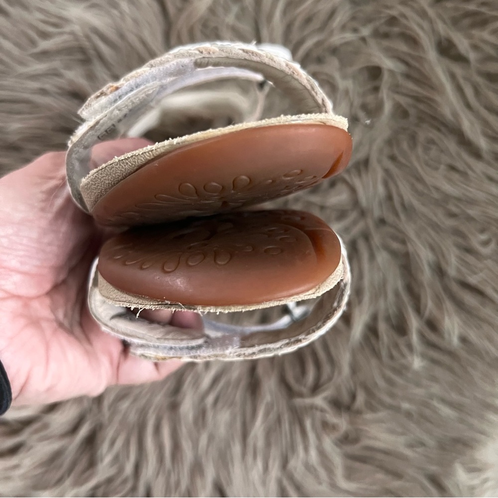 Clarks Girls Sandals - Picture 5 of 7